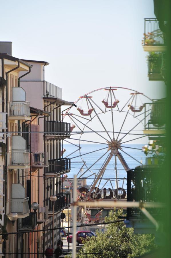 Elena House White Apartment Viareggio Buitenkant foto